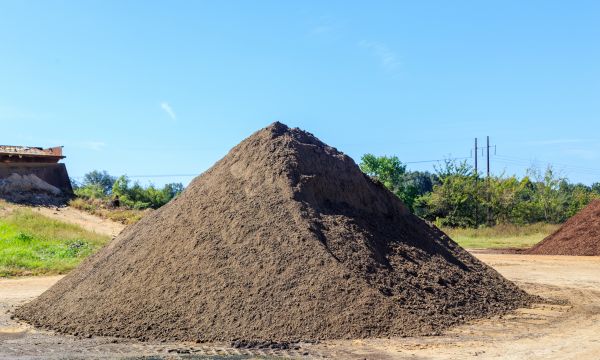 Black Dirt Delivery in Portland