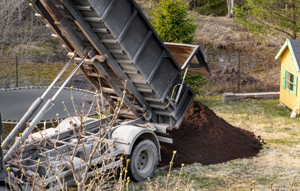 Yard Soil Delivery in Portland
