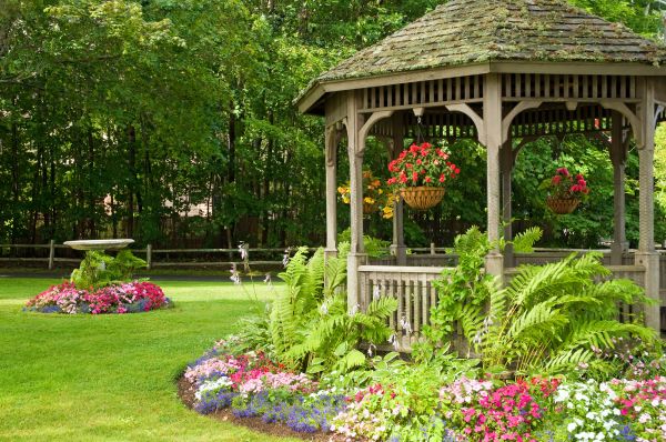 Backyard Landscaping Service in Portland