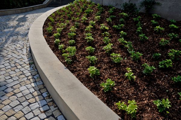 Commercial Mulching in Portland